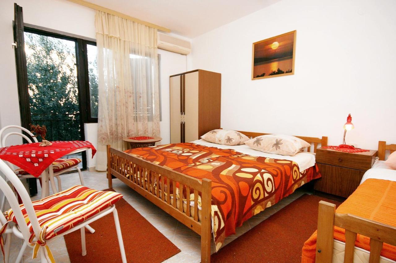 Apartments with a parking space Podaca, Makarska - 6055 Bagian luar foto